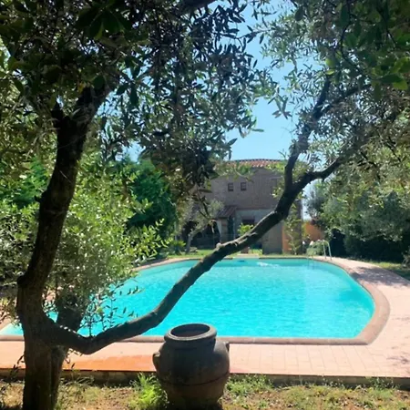 Apartment Casale Con Piscina