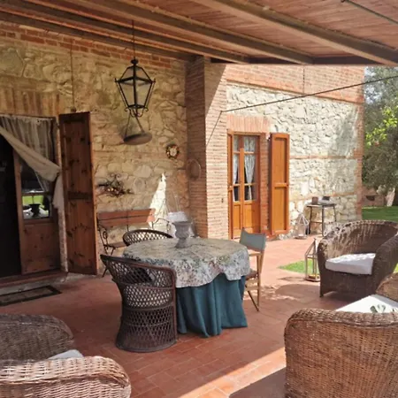 Casale Con Piscina *