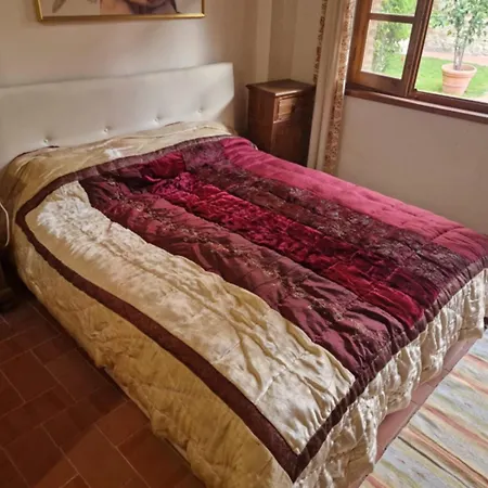 Casale Con Piscina